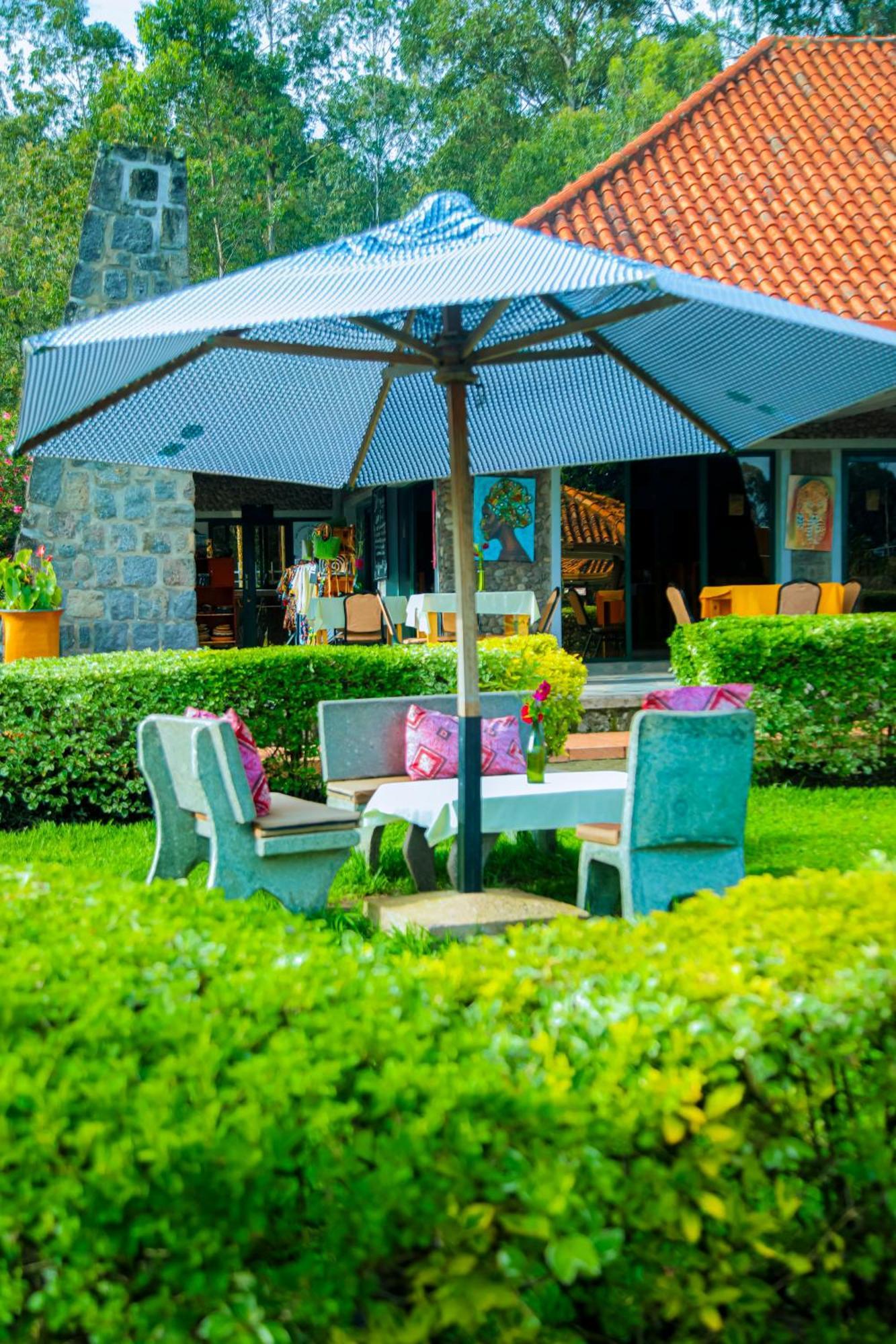Karisimbi Cave Resort Ruhengeri Exterior foto
